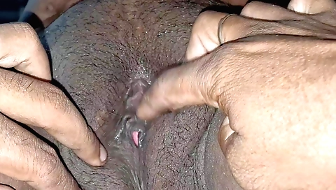 Indian girl with a tight body is getting penetrated by her lover