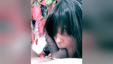 Indian girl shows off her beautiful body on a romantic day