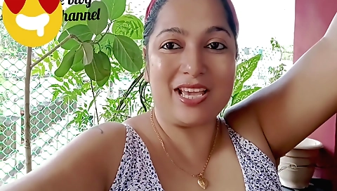 Indian girl was totally dominated by a big cock in a hot scene