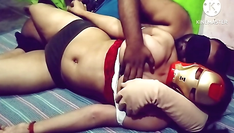 Indian girl with a big ass fucks her husband in her pussy