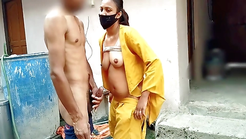 Indian stepsister in wet underwear gets wet during sex