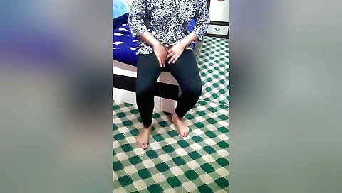 Indian girl masturbates in her bedroom with her pussy