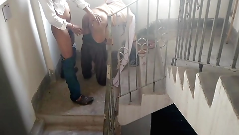 Indian teen girl sucks cock and gets her body covered