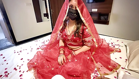 Indian brunette with shaved pussy is fucked in her asshole