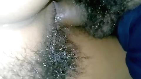 Indian MILF has a hairy asshole and gets penetrated