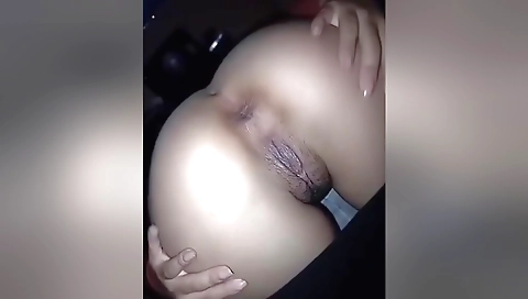 Indian girl with a pretty face seduces a guy in private