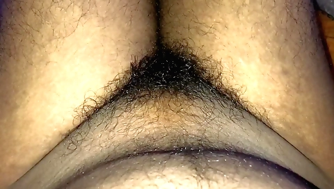 Amateur hairy pussy porn solo video with hairy cunt