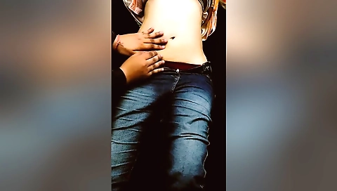Indian amateur milf with big tits drowns a lucky stud