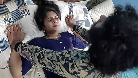 Indian amateur brunette sex video with the two besties
