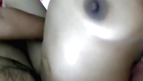 Brunette and her husband make a webcam vid together