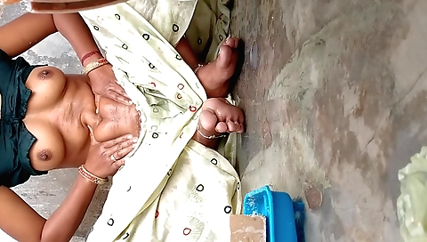 Indian woman fucks her hairy cunt and moans at the end