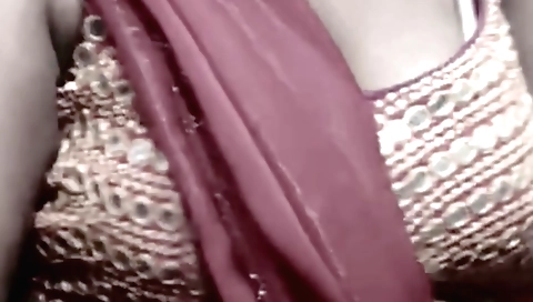 Solo naked mature auntie with a sexy dress and bare ass
