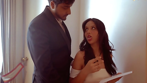 Indian teen teacher teaches her boyfriend how to get off