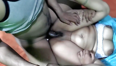 Indian babe with big boobs in homemade pov sex video