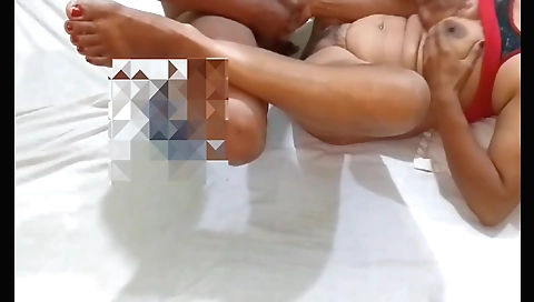 Indian chick is fucking in the kitchen with her husband