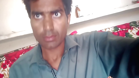 Indian amateur porn with a shaved pussy getting fucked