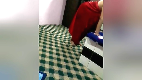 I am masturbating with a face camera with me in front of the camera