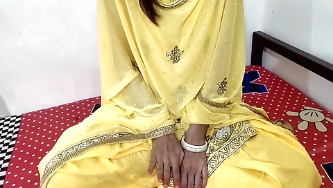 Indian bhabhi gets her ass fucked by a devar desi bhabhi ki devar