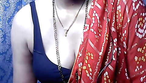 Indian solo female with a hot body is playing with her stepson