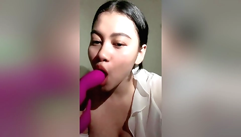 Busty teen 18+ with a big ass is having fun in her room