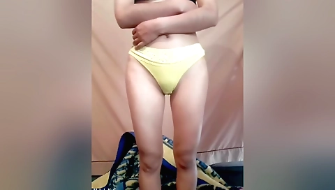 I'm casting on a webcam and showing off my hairy body