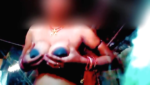 Indian girl fingers her pussy in the domestic video