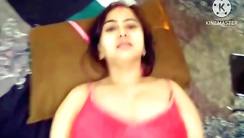 Amateur brunette girl with small boobs and ass getting fucked