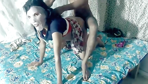 Indian brunette gets her pussy filled up by her cum