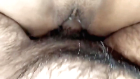 Desi girl gets fucked from behind in the amateur vid