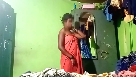 Indian massage session for mature lady with a nice body