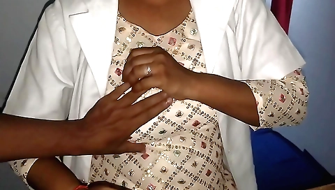 Indian doctor gets fucked in her ass in amateur porn video