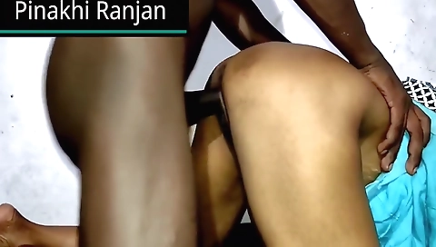 Busty Indian step sis with hairy pussy in amateur clip