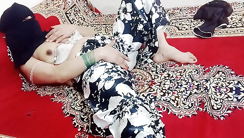 Indian babe gets fucked in her ass by a horny husband