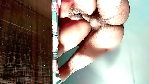 Hindi chick is cheating on her wife after standing fucked