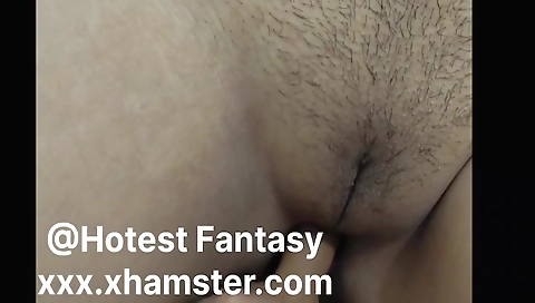 Hairy babe gets her pussy licked during handjob video