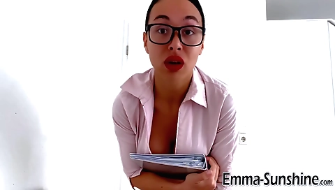 Hot brunette with big boobs masturbates with vibrator
