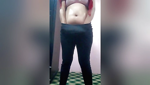 Indian brunette in sexy lingerie is fucking herself