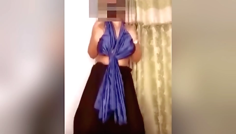 Nude dance and finger fuck amateur solo porn video