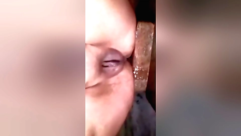Indian brunette enjoys a hot bath before masturbating