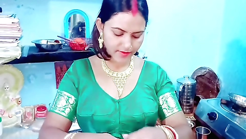 Indian chick has her sexy pussy fingered by a lover