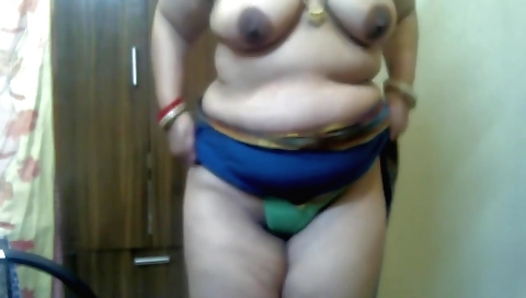 Chubby brunette gets fucked on her back in the solo video
