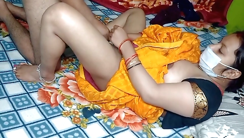 Indian girl gets her boyfriend's dick in her mouth