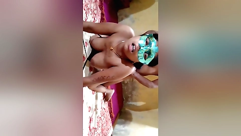 Indian girl gets her pussy stretched out and fucked