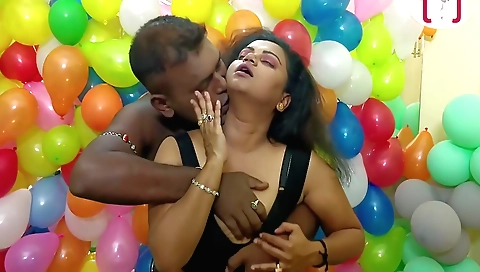 Indian babe loves to ride a young dude in her 30+ body