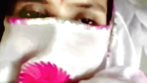 Indian bhabhi girl is masturbating and fingering her pussy