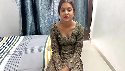 Indian teen girl caught with her boyfriend doing it in the living room